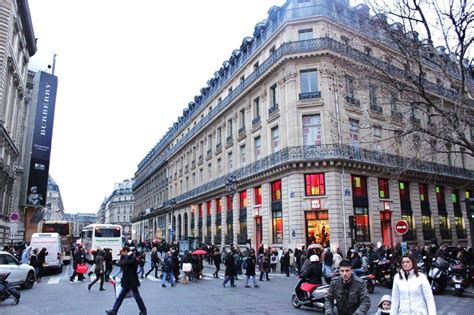 champs elysees Paris shopping